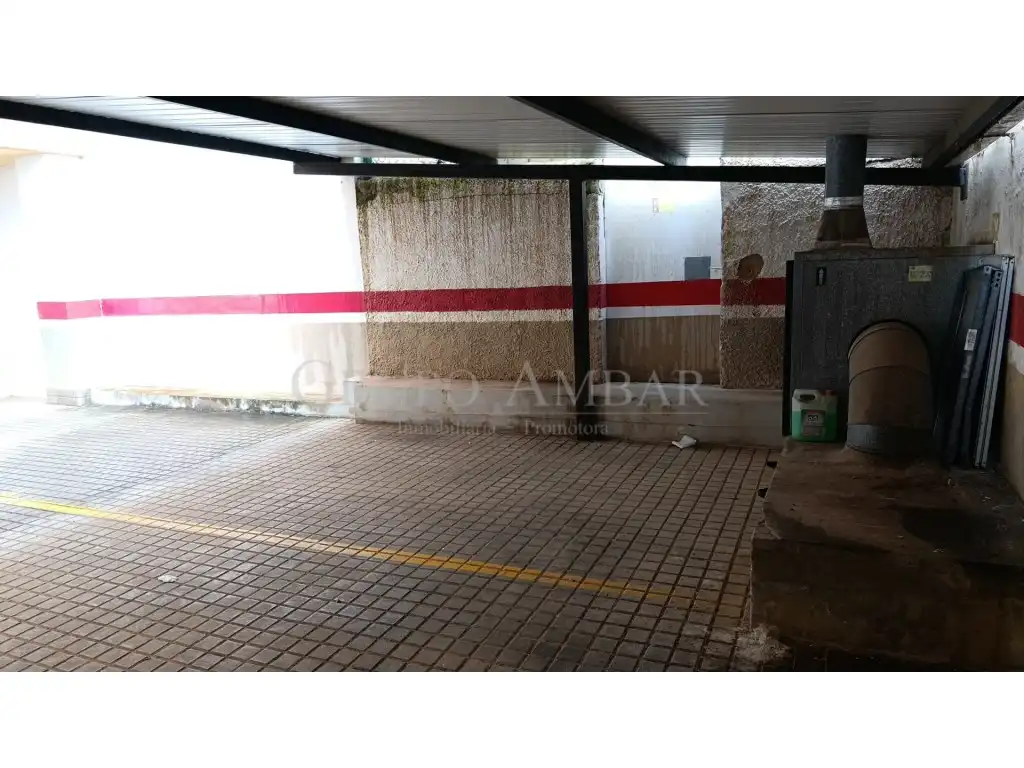 Garage zum Verkauf in Calle Pintores Puget, Santa Eulària
