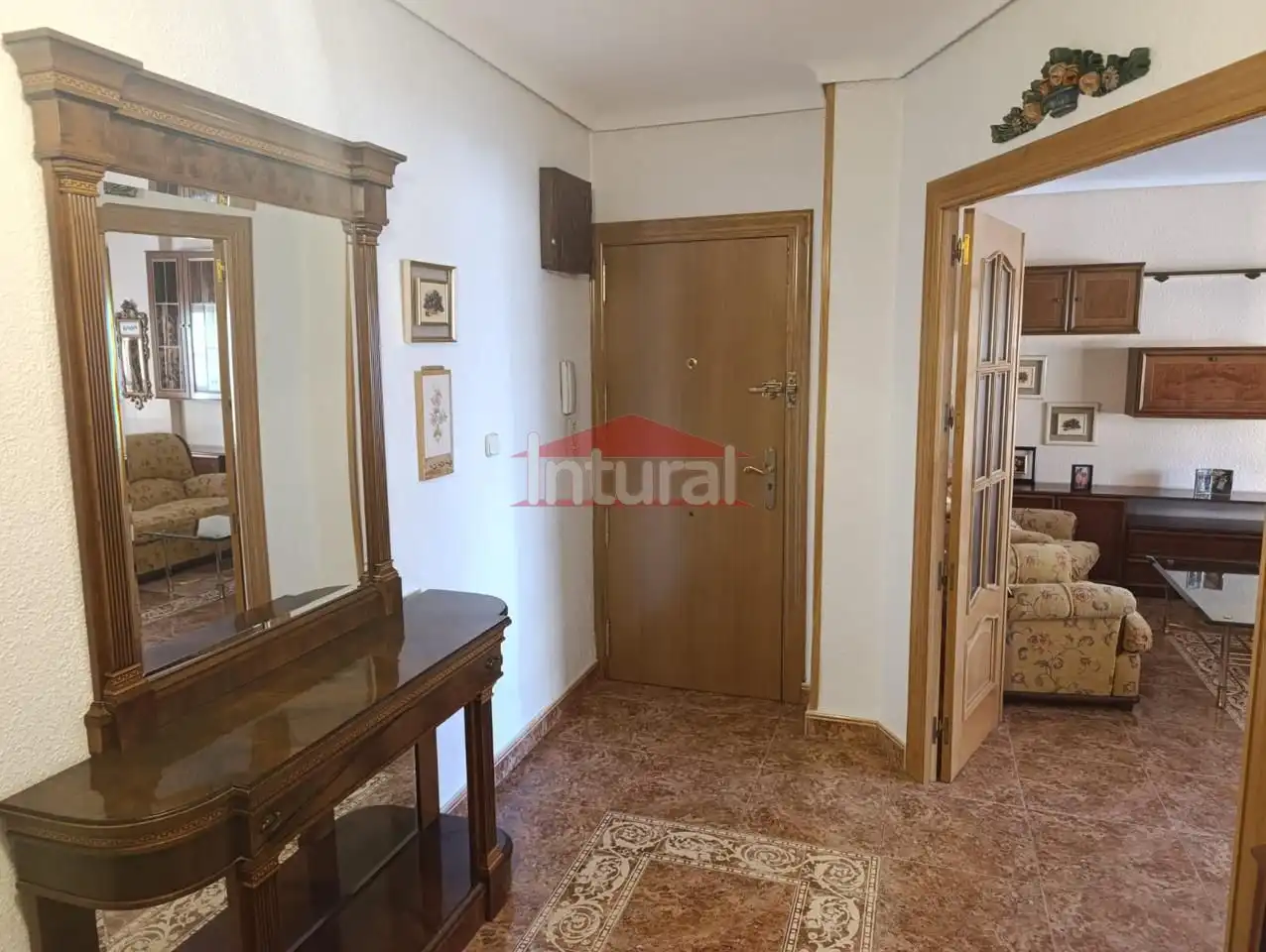Wohnung zum Verkauf in Albacete mit Klimaanlage, Heizung und Terrasse