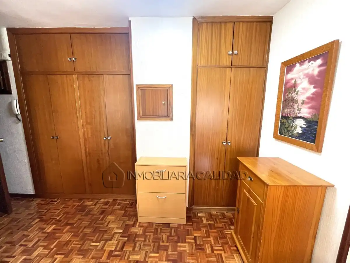 Bedroom of Flat for rent in Burgos  with Heating and Furnished