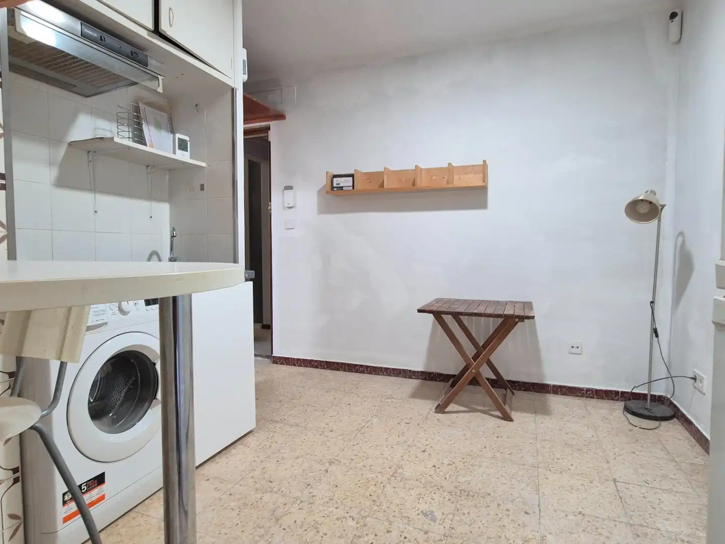 Cuina de Estudi de lloguer en Barcelona amb Rentadora