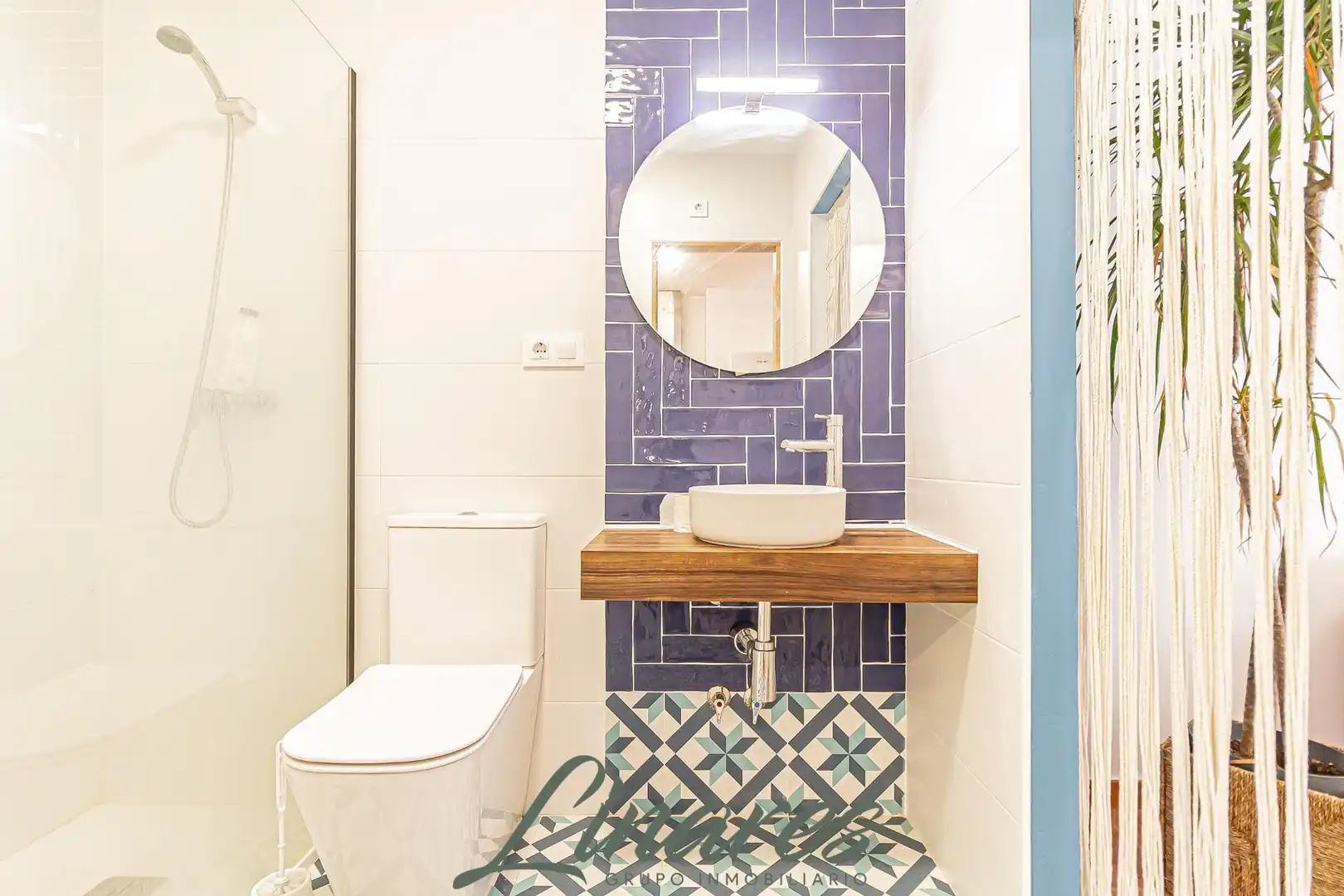 Bany de Apartament en venda en La Manga del Mar Menor amb Terrassa