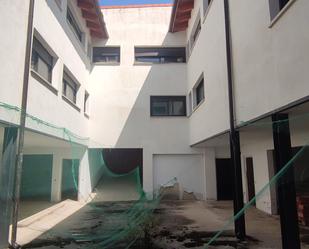 Exterior view of Building for sale in Cizur