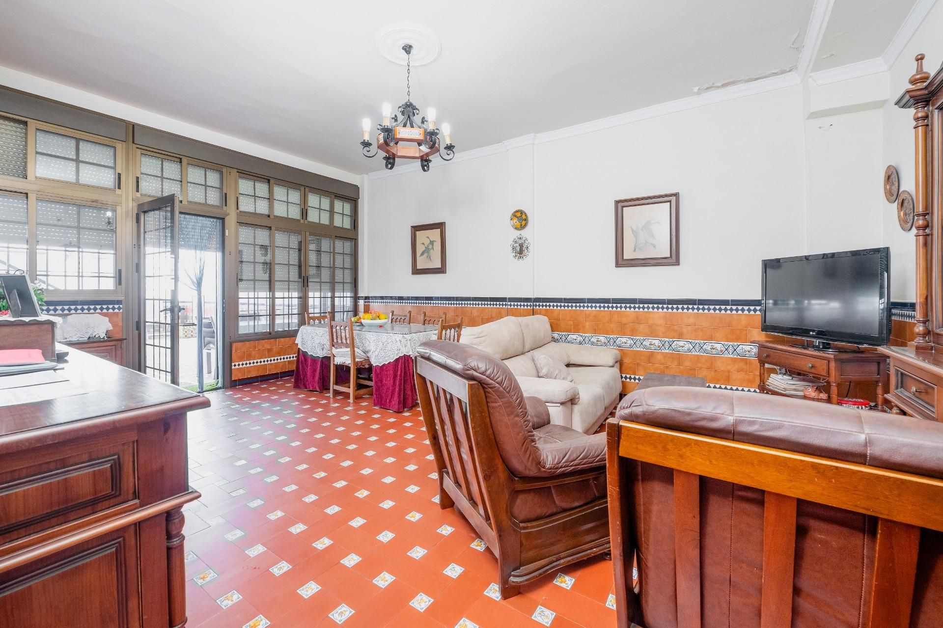 Living room of Single-family semi-detached for sale in Brenes  with Air Conditioner