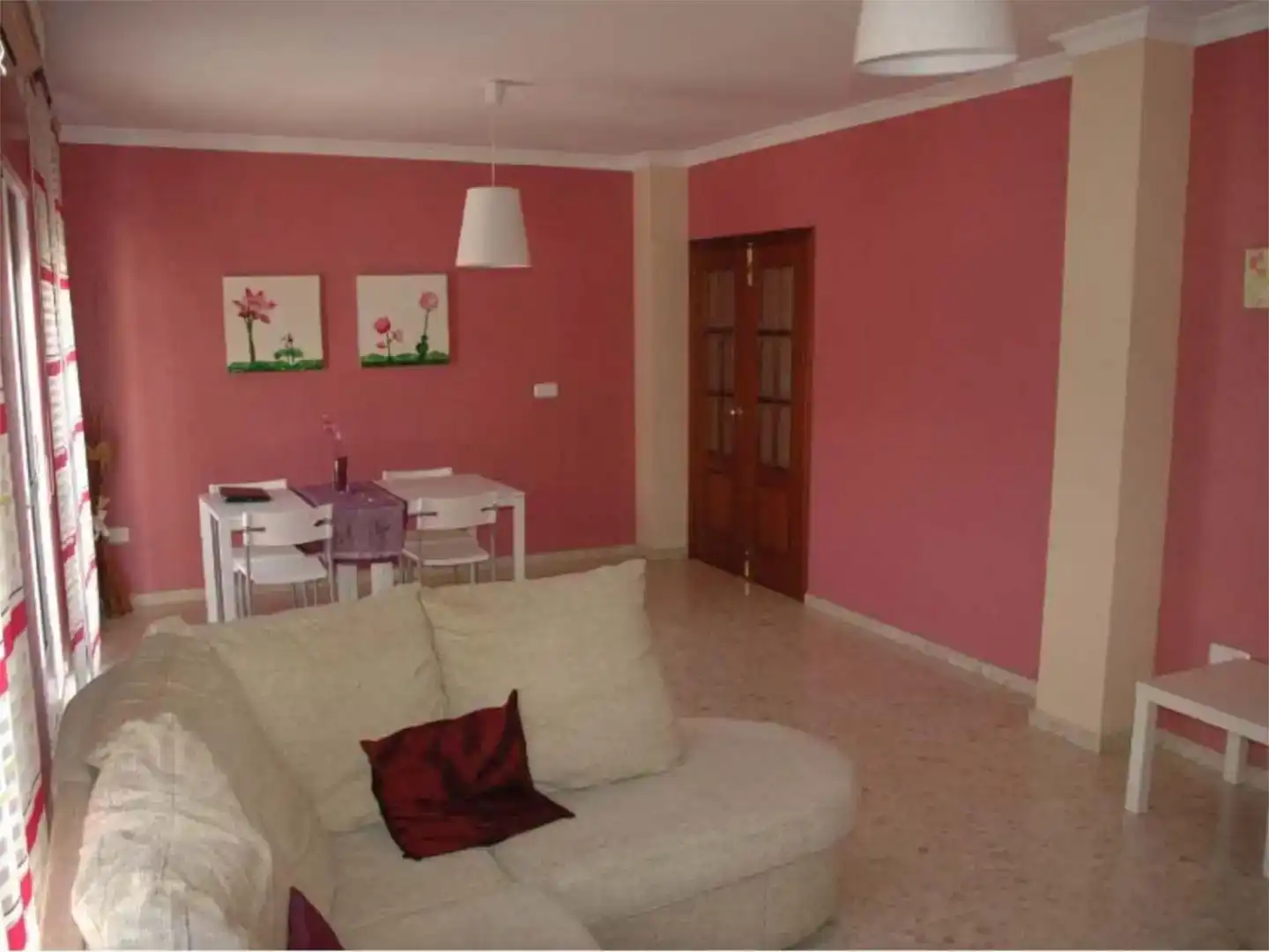 Sala d'estar de Casa adosada en venda en Palma del Río