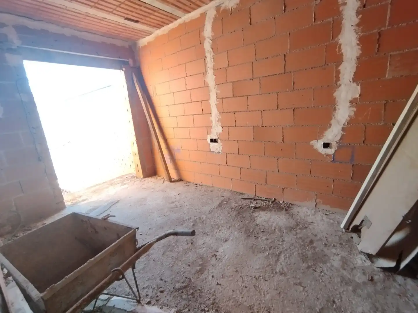 Casa adosada en venda en Tomelloso amb Terrassa