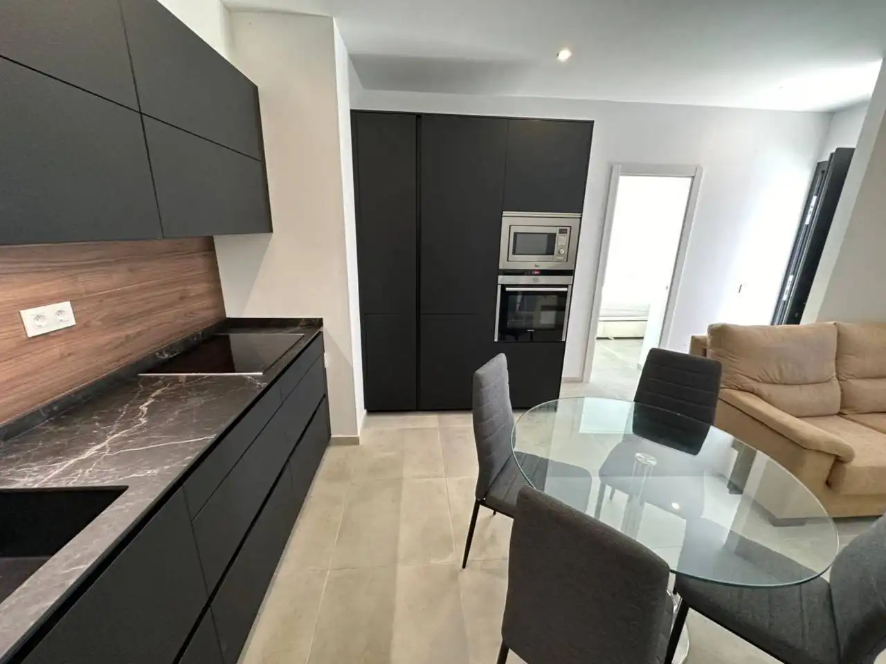 Cocina de Piso de alquiler en Cerdanyola del Vallès con Aire acondicionado y Terraza