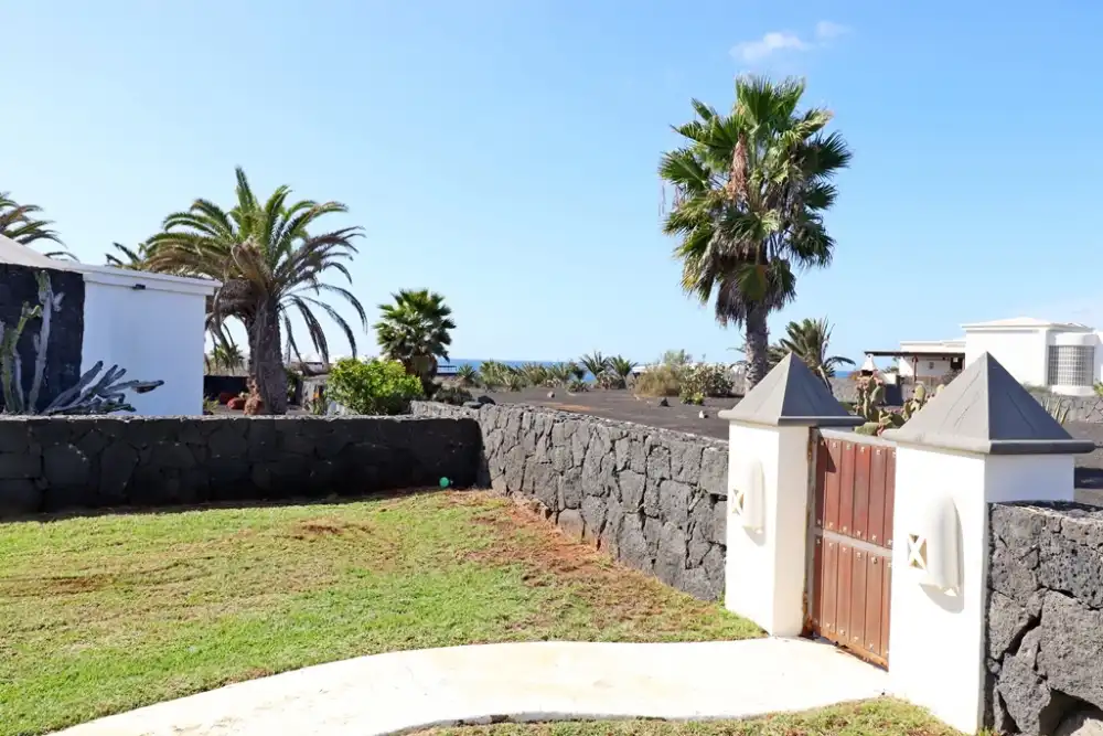 Vista exterior de Casa o chalet en venta en Yaiza con Terraza y Internet