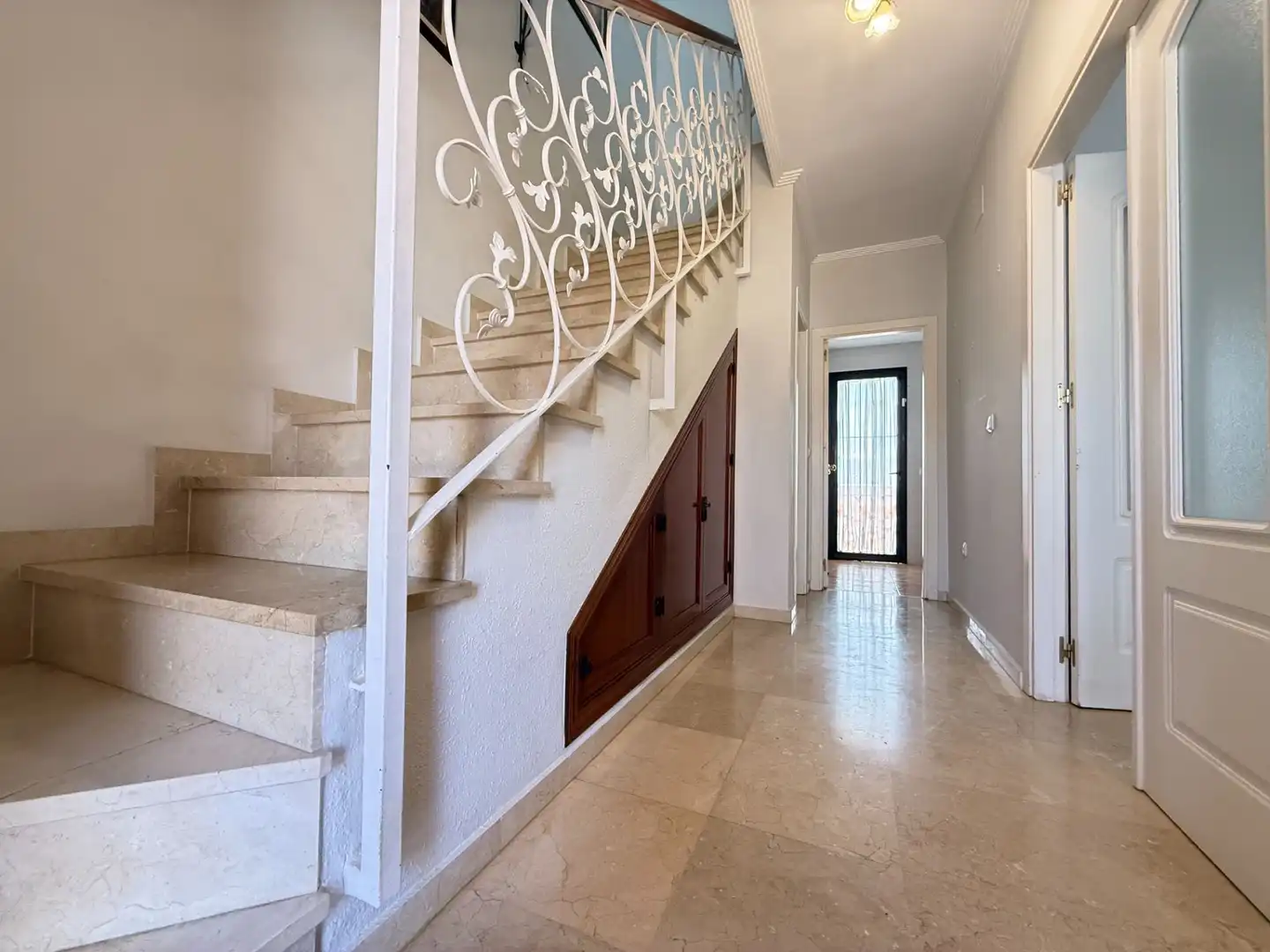 Casa adosada en venta en Aljaraque con Trastero y Amueblado