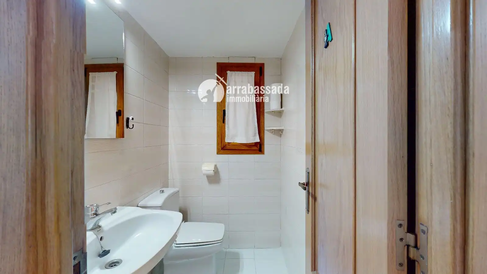Bathroom of Flat for rent in Tarragona  with Air Conditioner, Heating and Terrace