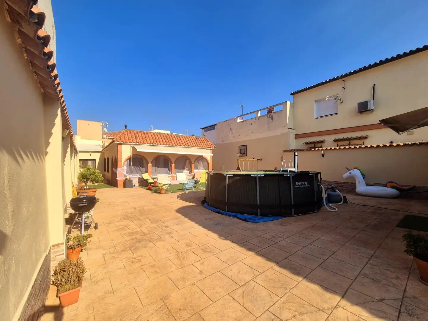 Houses for sale in MEDIANA DE LA, El Rinconcillo