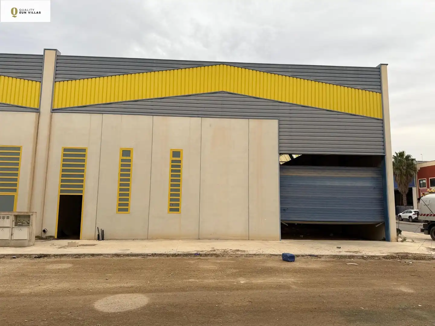 Nau industrial en venda a HOLANDA-SALINAS