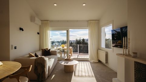 Foto 2 de Casa adosada en venta en Rubi del, 31, Nueva Atalaya, Estepona