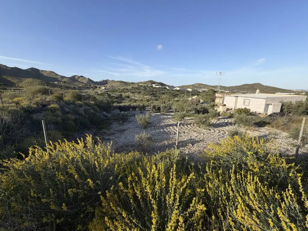 Casa en venda a Pedanías Oeste