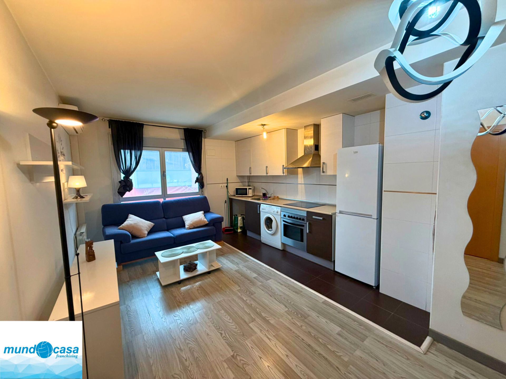 Exterior view of Apartment for sale in Cadrete  with Air Conditioner, Heating and Parquet flooring