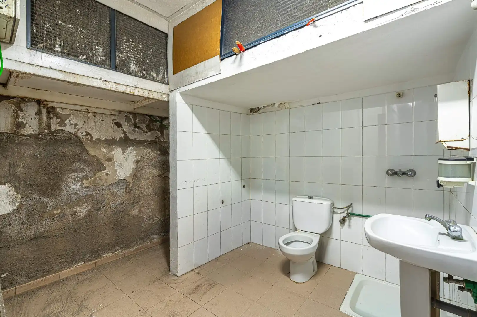 Business premises to rent in Gran Bretaña S/n, imagen 27