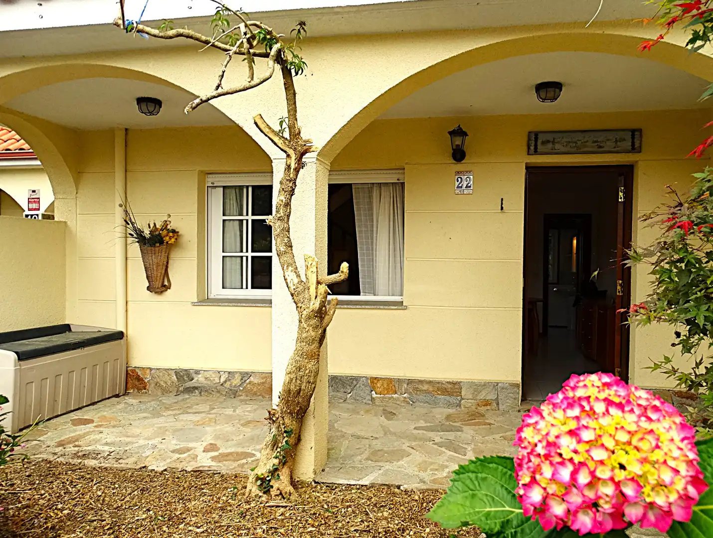 Casa adosada en venta en Miño con Jardín privado, Parquet y Terraza