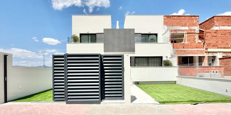 Exterior view of Single-family semi-detached for sale in Alicante / Alacant  with Terrace