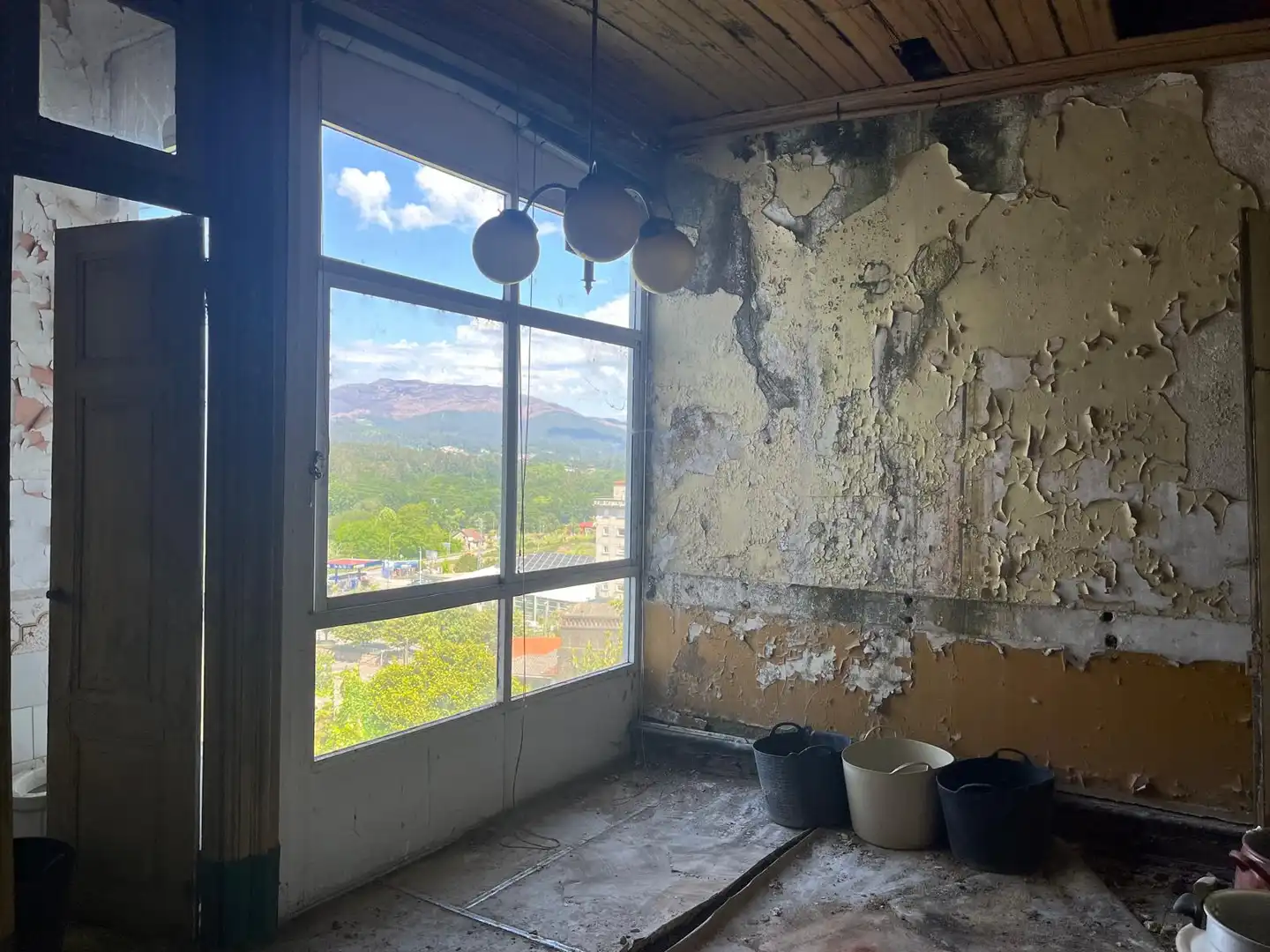 Habitación de Edificio en venta en Ponteareas