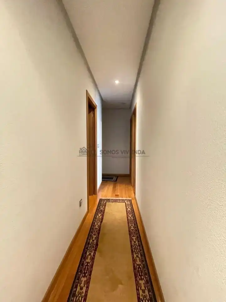 Piso en venta en Ourense Capital  con Calefacción y Terraza