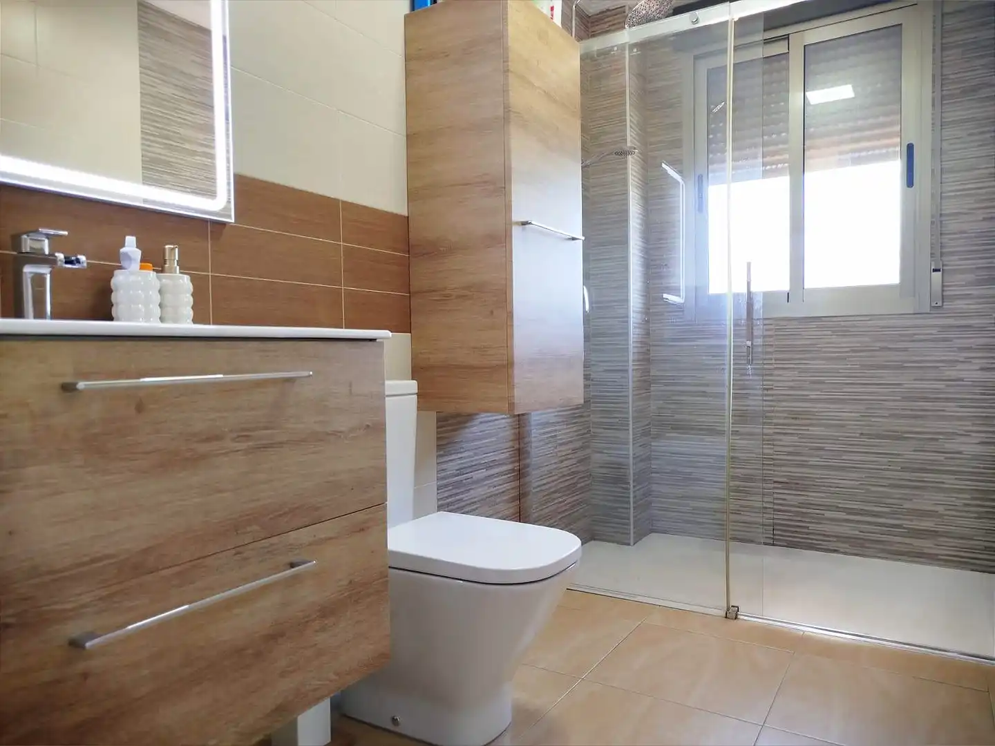 Bathroom of Ground floor for sale in Pedanías Este