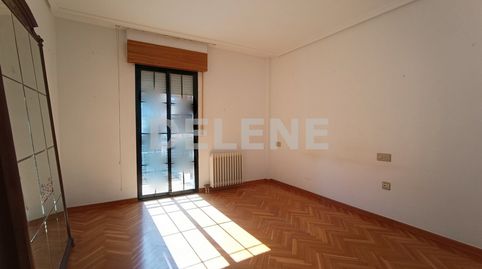 3054 PISO CON PATIO Y BALCÓN, ZONA GRAN VÍA, imagen 4