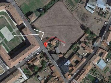 Casa amb jardí en venda a CALLE LA ERA
