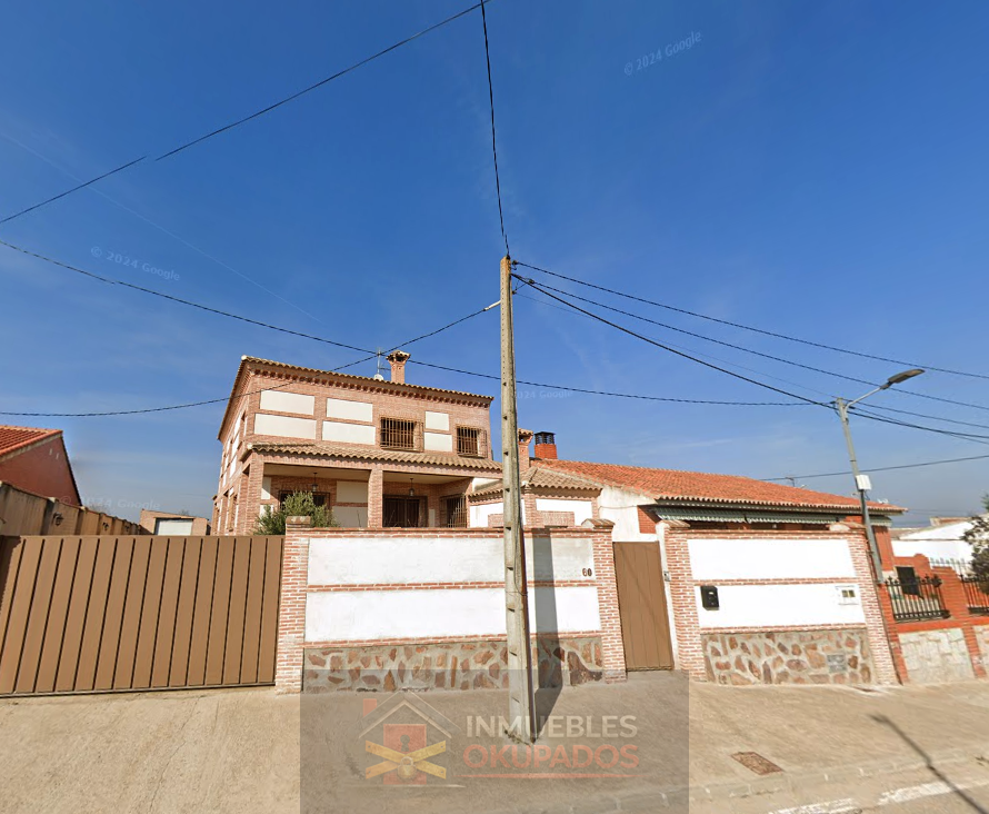 Exterior view of House or chalet for sale in Camarenilla