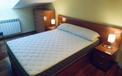 Bedroom of Attic to rent in Santander