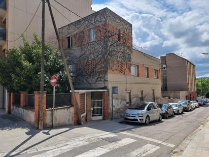 Vista exterior de Casa o xalet en venda en Igualada amb Calefacció, Jardí privat i Terrassa