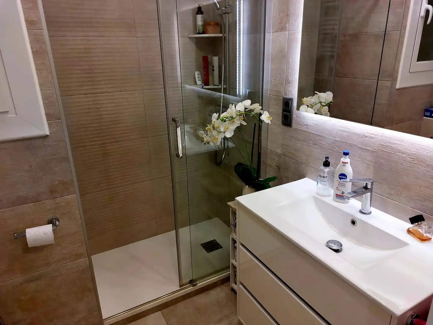 Baño de Piso en venta en Barcelona con Calefacción
