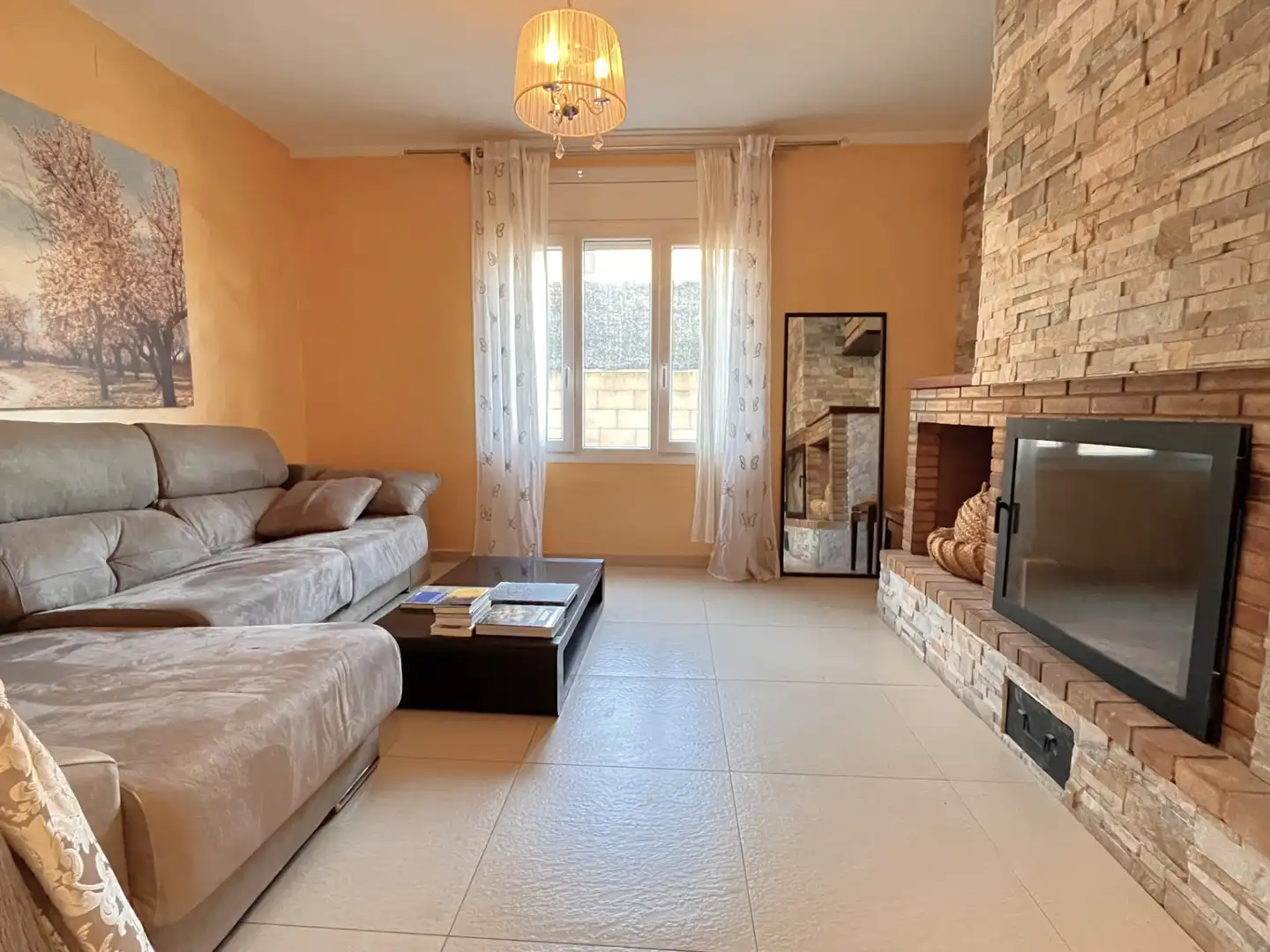 Sala de estar de Casa o chalet en venta en Fornells de la Selva con Aire acondicionado, Calefacción y Terraza