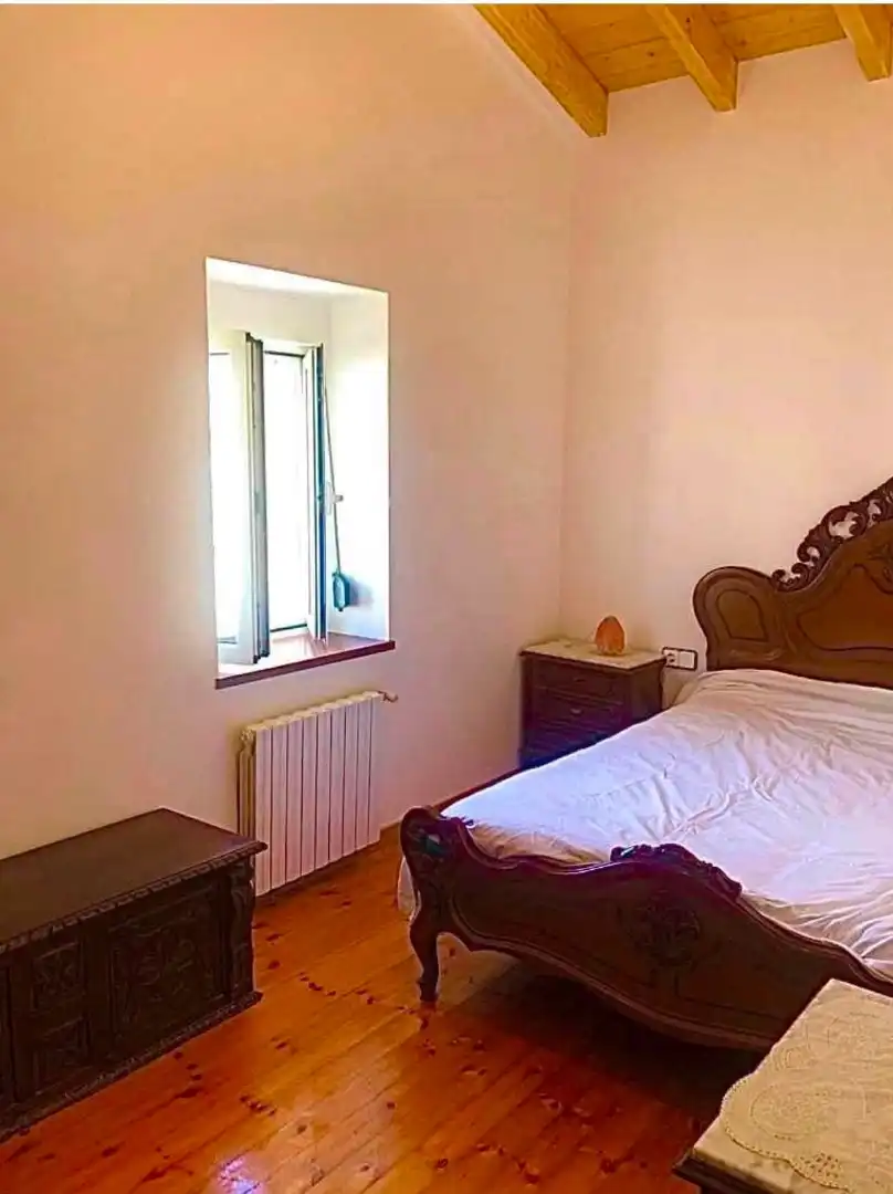 Dormitori de Casa o xalet de lloguer en Arenas de Iguña amb Calefacció, Parquet i Terrassa