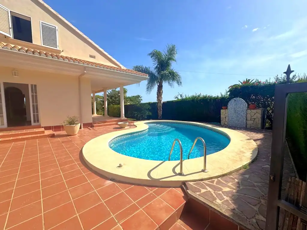 Swimming pool of Houses for sale in Dénia  with Air Conditioner, Private garden and Terrace
