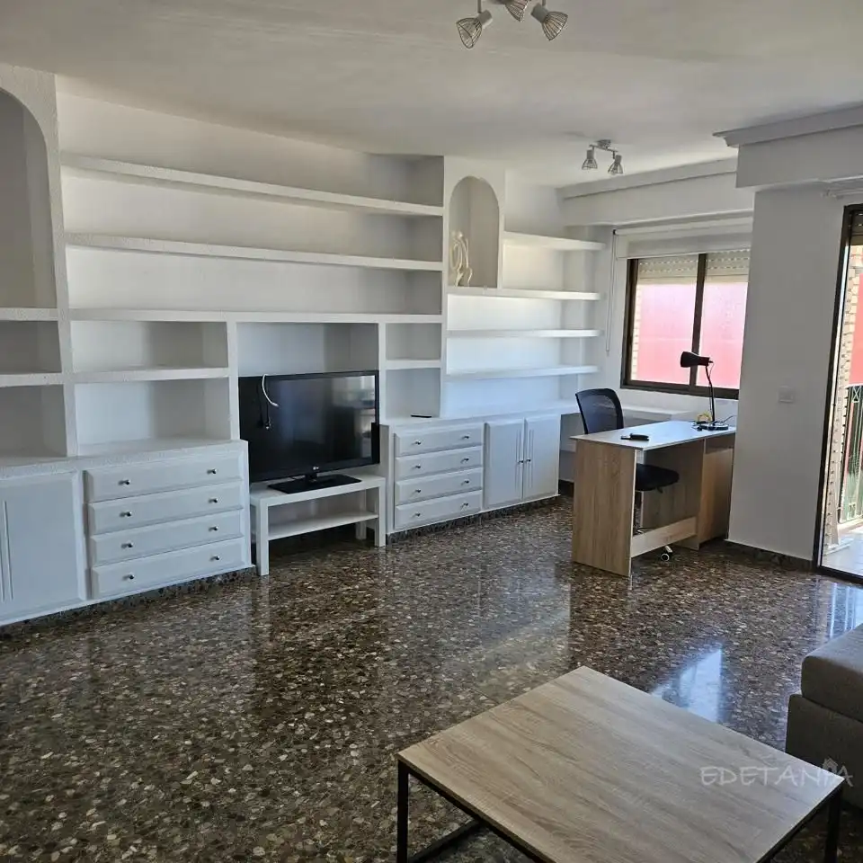 Sala de estar de Piso de alquiler en Moncada con Aire acondicionado, Amueblado y Internet