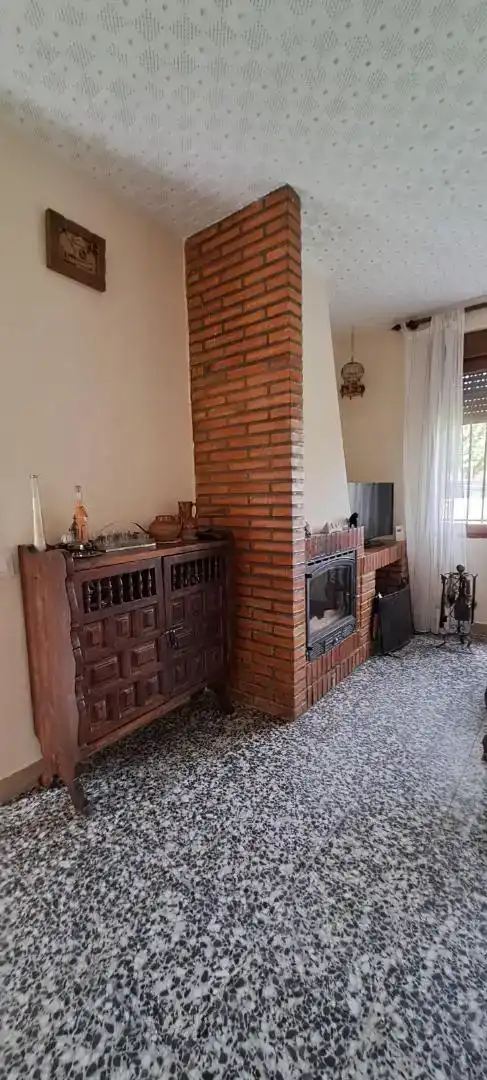 Sala de estar de Piso en venta en Maello con Jardín privado, Trastero y Microondas
