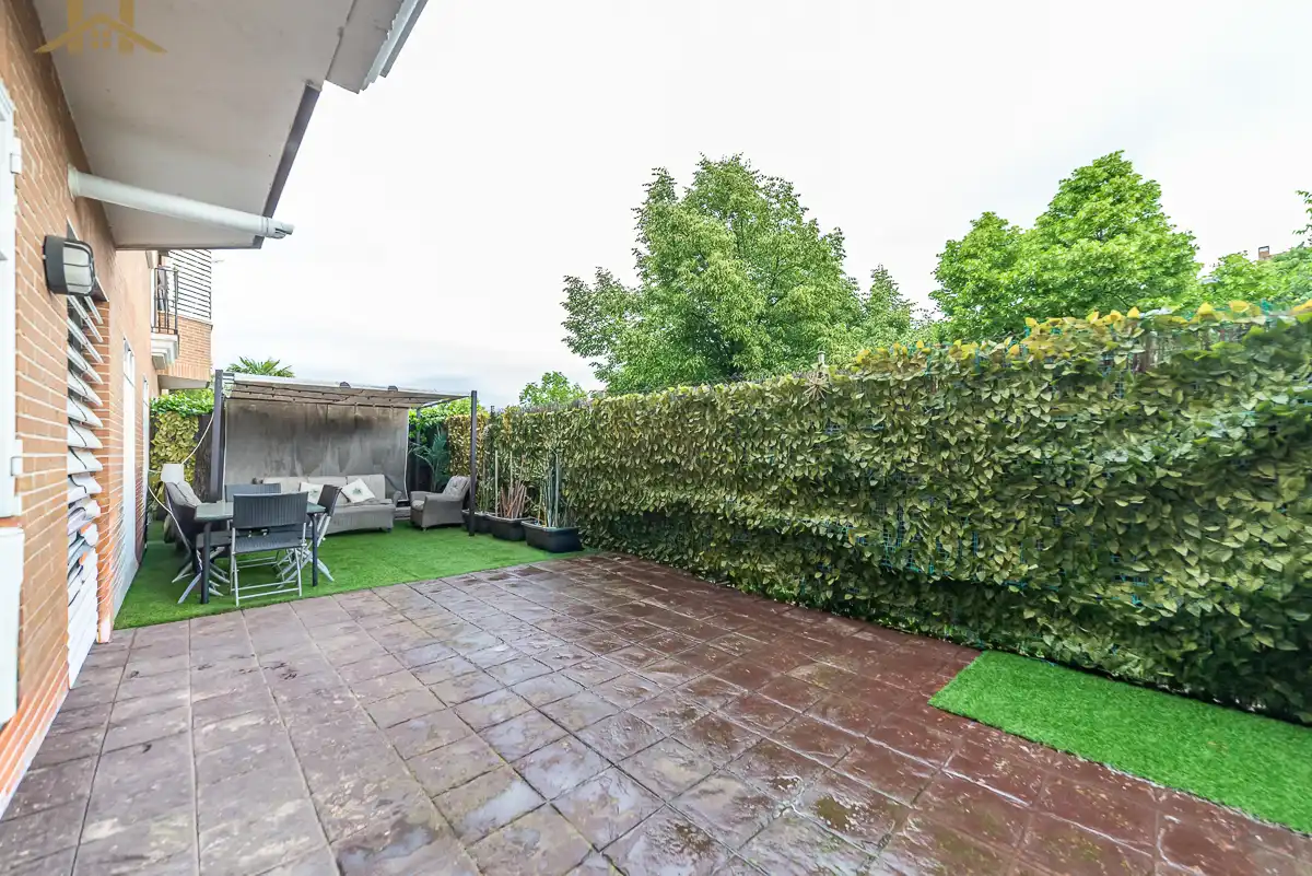 Terrace of Flat for sale in Villaviciosa de Odón  with Air Conditioner, Heating and Private garden
