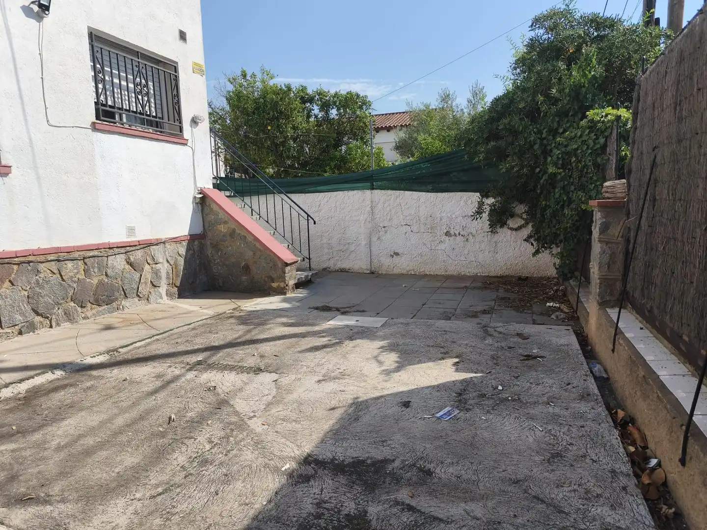 Außenansicht von Wohnung zur Miete in Viladecans mit Klimaanlage, Heizung und Privatgarten