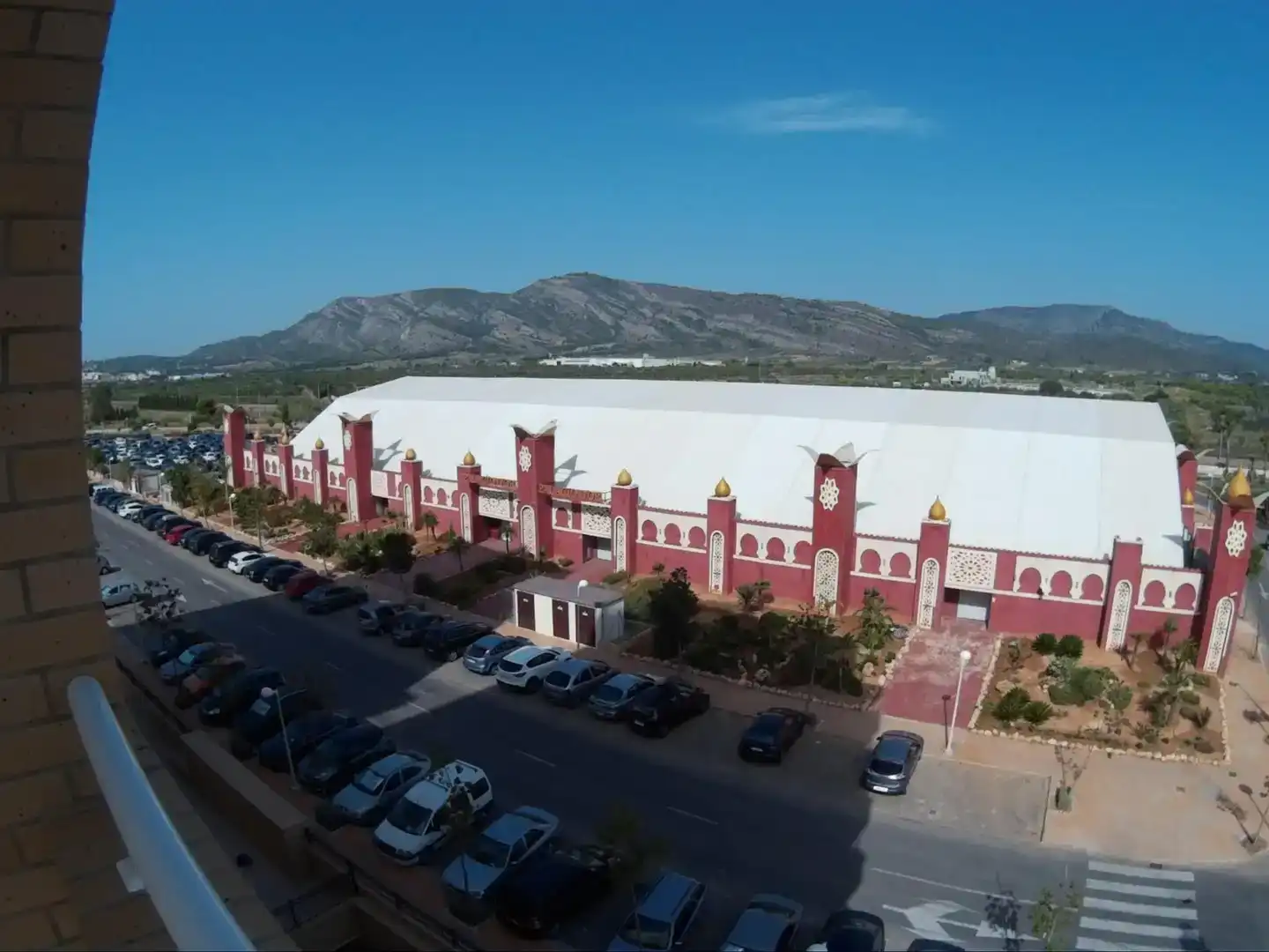 Vista exterior de Piso de alquiler en Oropesa del Mar / Orpesa con Aire acondicionado, Piscina y Amueblado