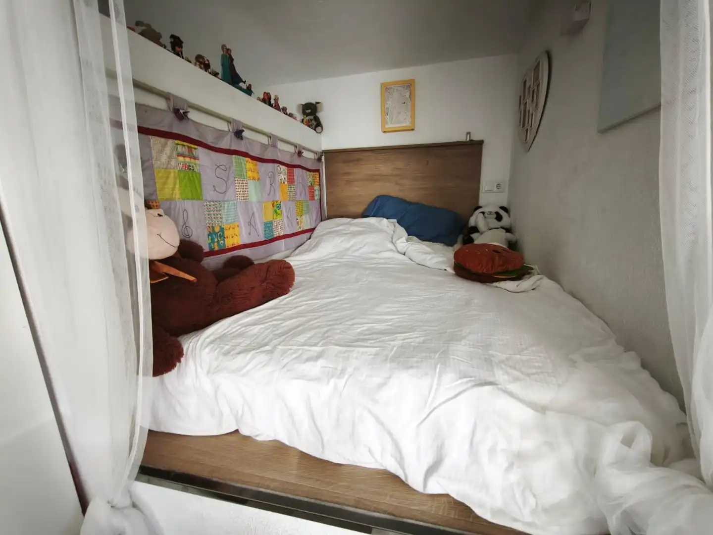 Bedroom of Duplexes for sale in Benidorm  with Air Conditioner, Terrace and Community pool