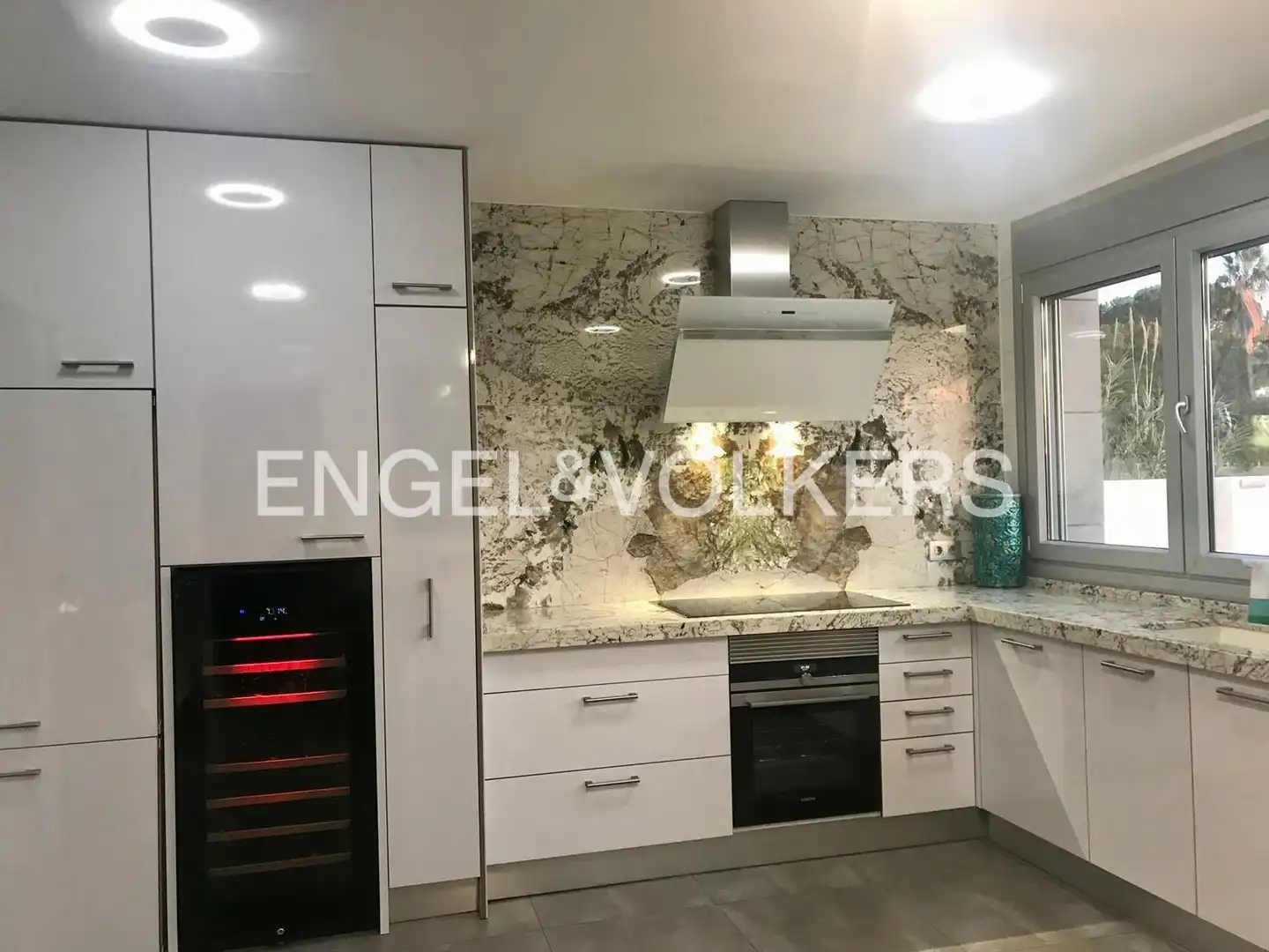 Cocina de Casa o chalet de alquiler en Riba-roja de Túria con Aire acondicionado, Calefacción y Jardín privado