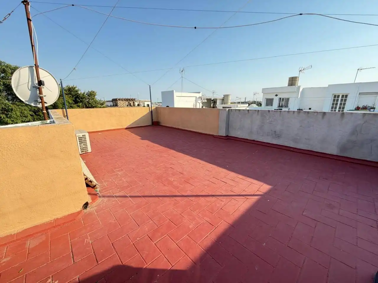 Terrassa de Casa o xalet en venda en Chiclana de la Frontera amb Aire condicionat i Terrassa