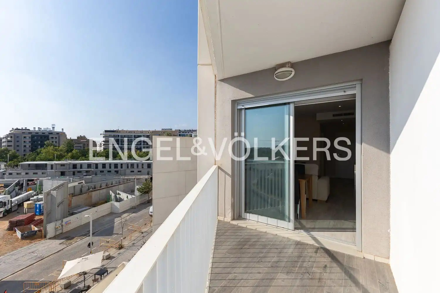Balcony of Flat for rent in Torrent  with Air Conditioner, Heating and Parquet flooring