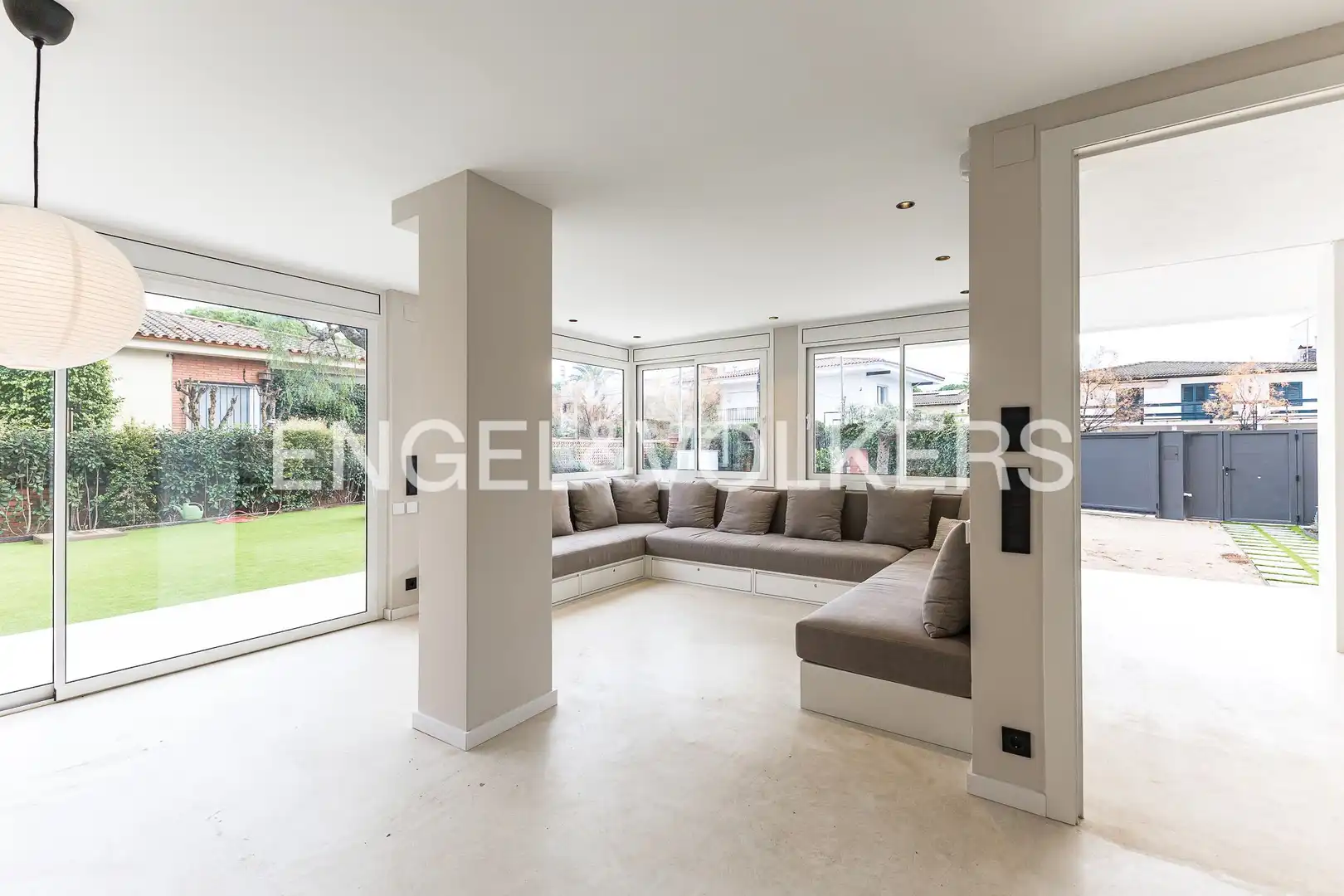 Living room of Houses for rent in Castelldefels  with Air Conditioner, Heating and Private garden