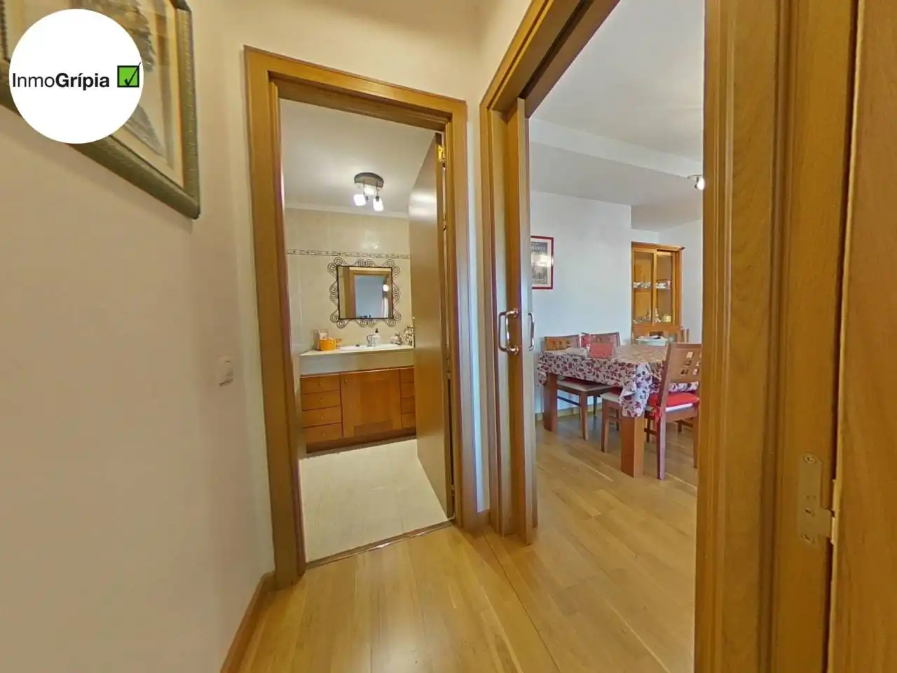 Wohnung zum Verkauf in Terrassa mit Klimaanlage, Heizung und Parkett