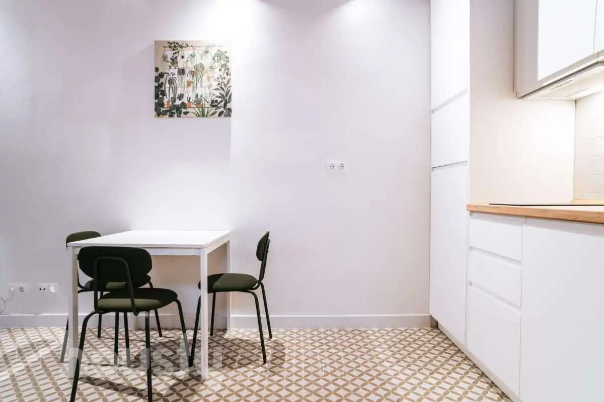 Habitación de Estudio de alquiler en Madrid con Amueblado