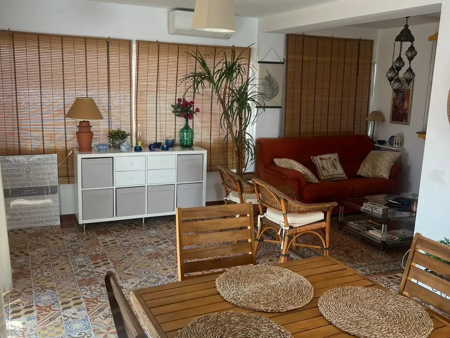 Living room of Houses for sale in Chiclana de la Frontera  with Storage room, Swimming Pool and Oven
