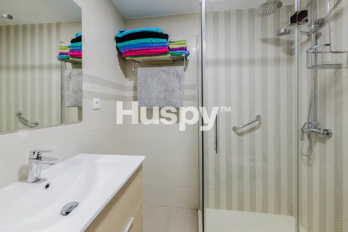 Flat for sale in Sevilla, Sevilla