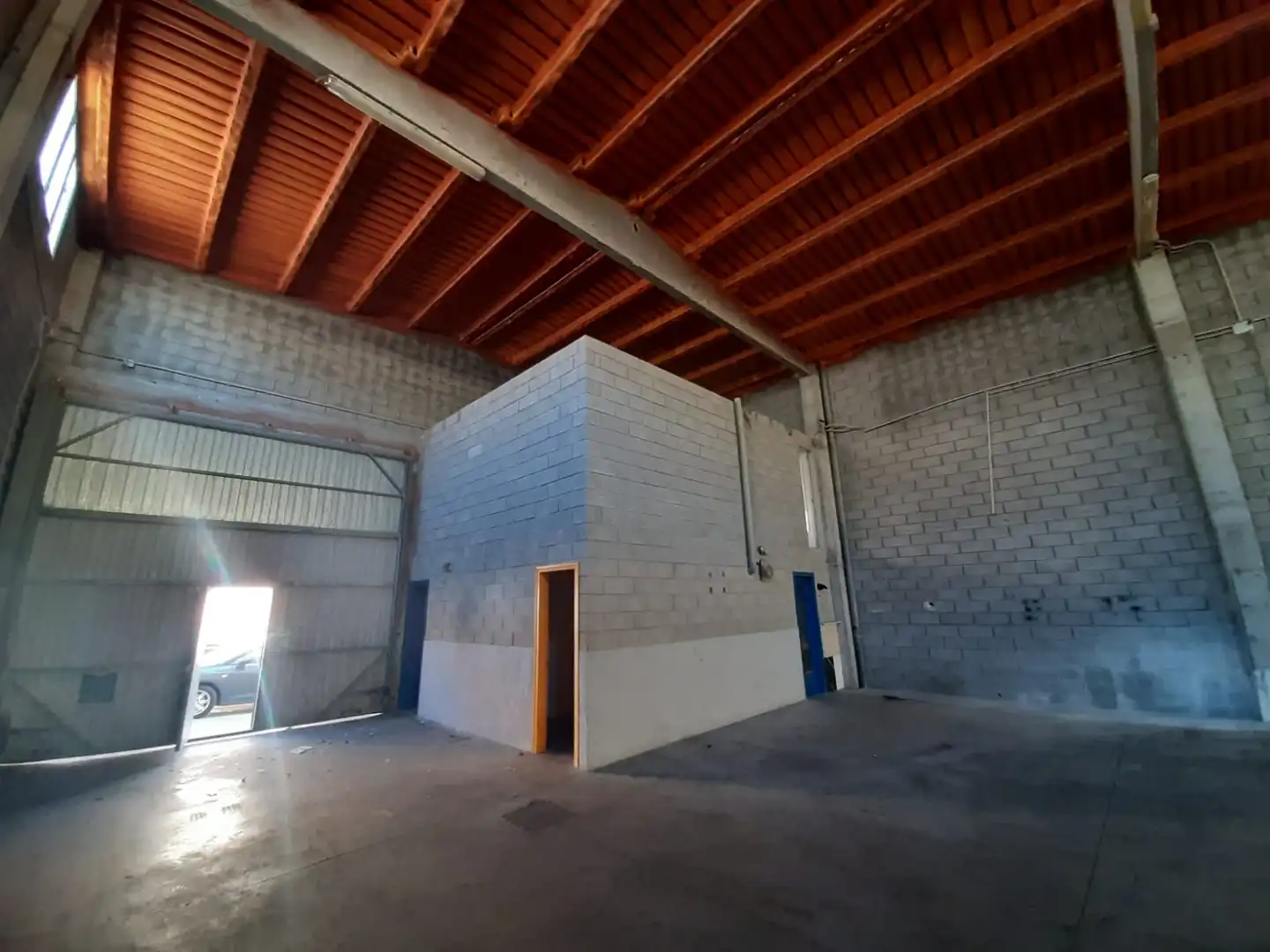 Fabrikhallen zum Verkauf in Tàrrega