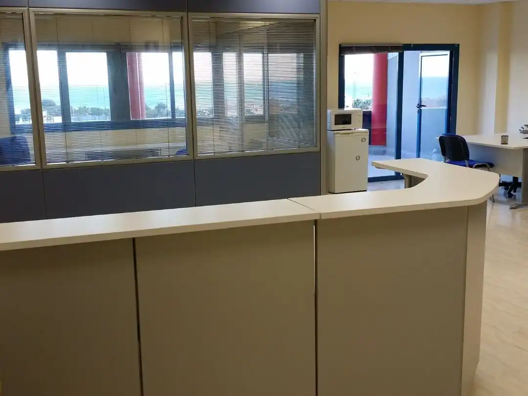 Oficina en venta en Torremolinos, Málaga