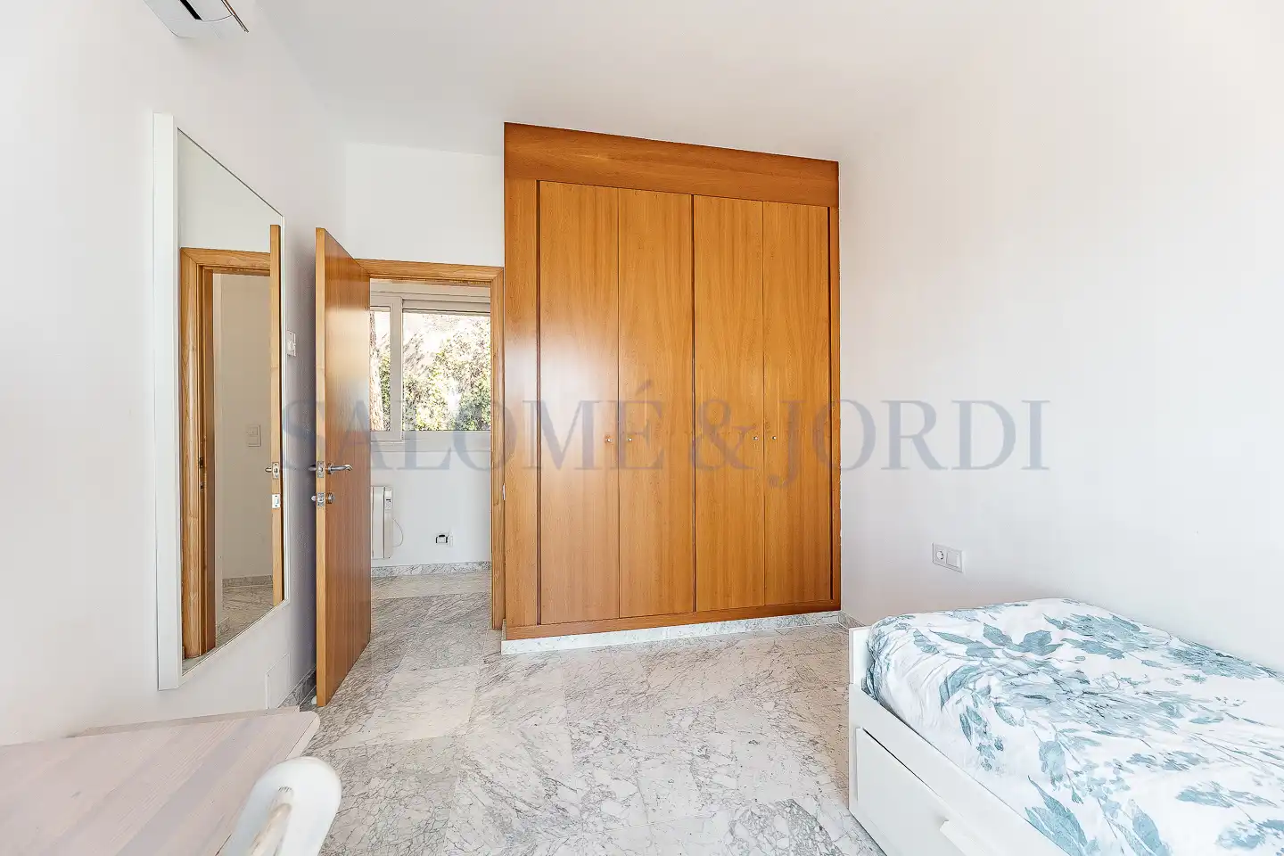 Habitación de Casa o chalet en venta en Cabrils con Aire acondicionado, Calefacción y Jardín privado